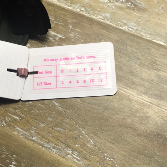 Ted Baker New With Tags Swimsuit. - Picture 4 of 8